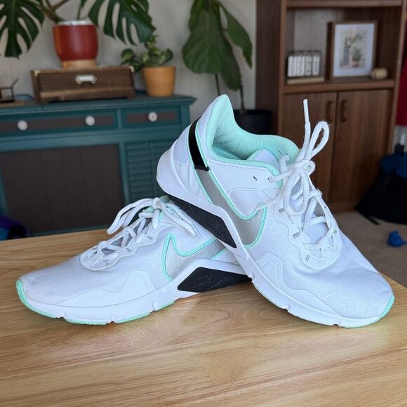 Nike Essential 2 Women's White and Mint Green Sneakers - Size 8.5 - Picture 10 of 10
